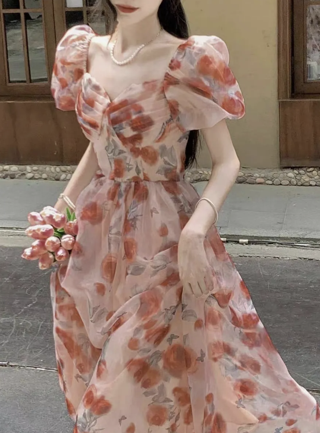 法式茶歇泡泡袖在逃公主碎花连衣裙女夏季新款海边沙滩中长款裙子